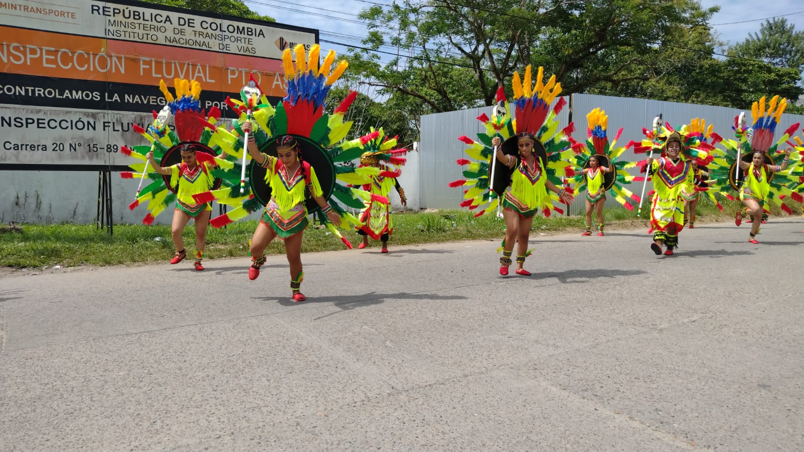 Desfile y danza